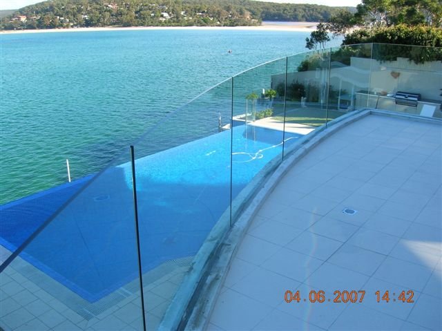 pool fencing