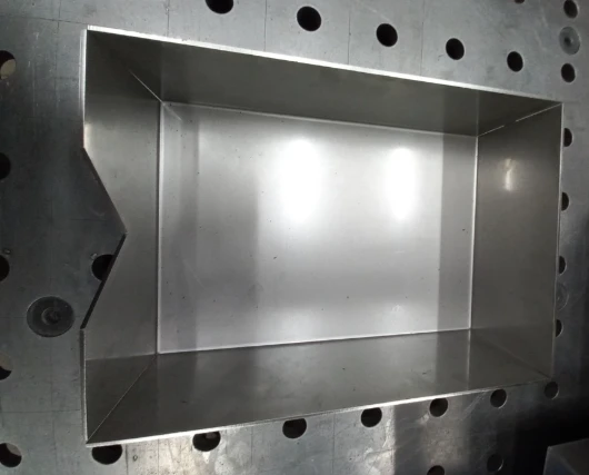 Stainless steel tray laser cut, folded and welded for Northern Beaches fabrication