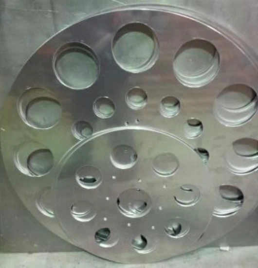 Precision laser-cut stainless steel plates for Northern Beaches manufacturing